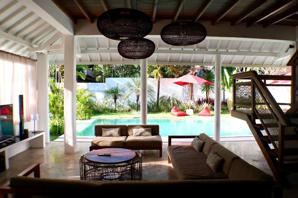 White Moon - Dream 5Br Villa In Legian Close To The Beach Кута 0*,