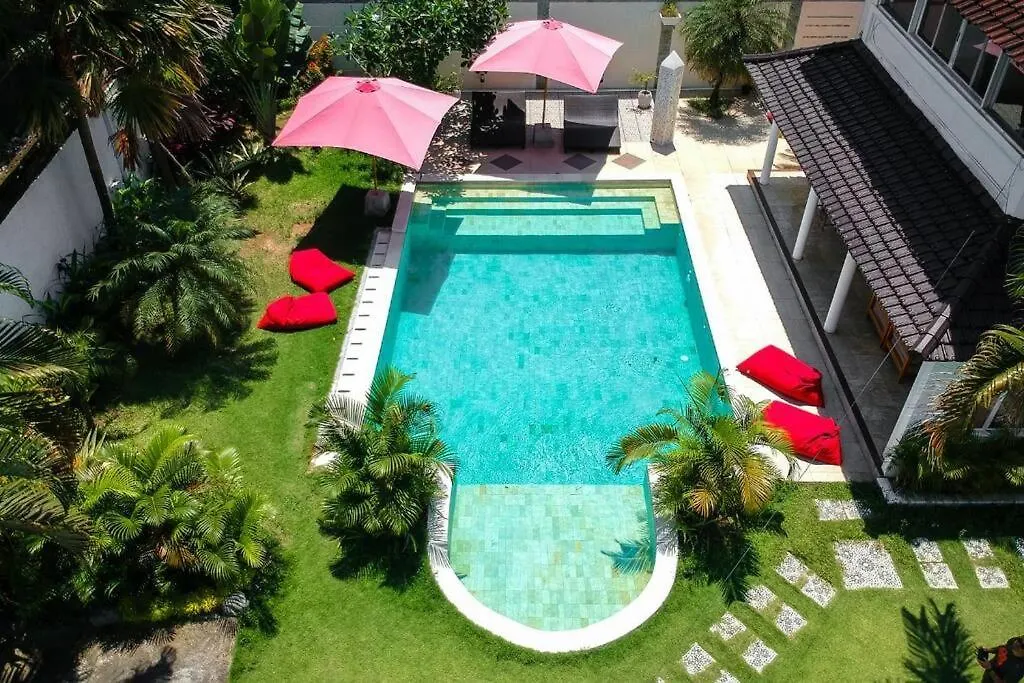 White Moon - Dream 5Br Villa In Legian Close To The Beach Кута