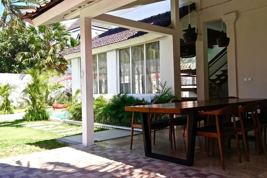 White Moon - Dream 5Br Villa In Legian Close To The Beach Кута Индонезия